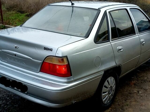 Серый Дэу Нексия, объемом двигателя 1.5 л и пробегом 100 тыс. км за 925 $, фото 4 на Automoto.ua