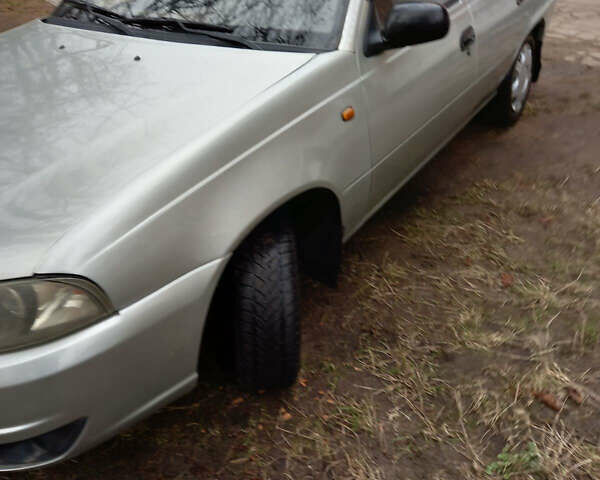 Сірий Деу Нексія, об'ємом двигуна 1.5 л та пробігом 186 тис. км за 2250 $, фото 7 на Automoto.ua