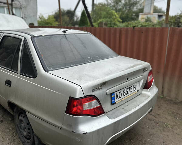 Сірий Деу Нексія, об'ємом двигуна 1.5 л та пробігом 400 тис. км за 500 $, фото 3 на Automoto.ua
