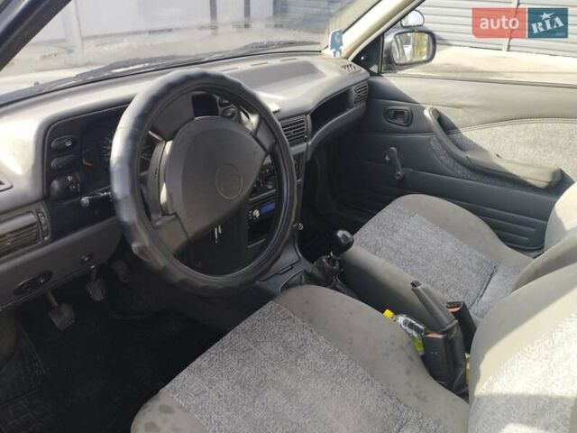 Деу Нексія 2008 у Кривому Розі на Automoto.ua Сірий Деу Нексія, об'ємом двигуна 1.5 л та пробігом 100 тис. км за 1187 $, фото 12 на Automoto.ua