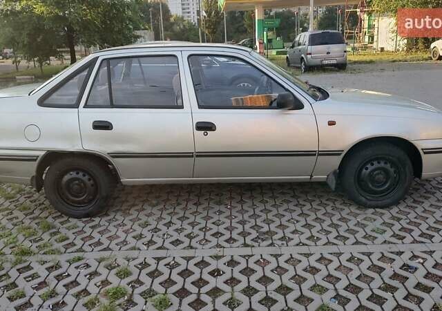 Дэу Нексия 2008 в Киеве на Automoto.ua Серый Дэу Нексия, объемом двигателя 1.5 л и пробегом 55 тыс. км за 2500 $, фото 3 на Automoto.ua