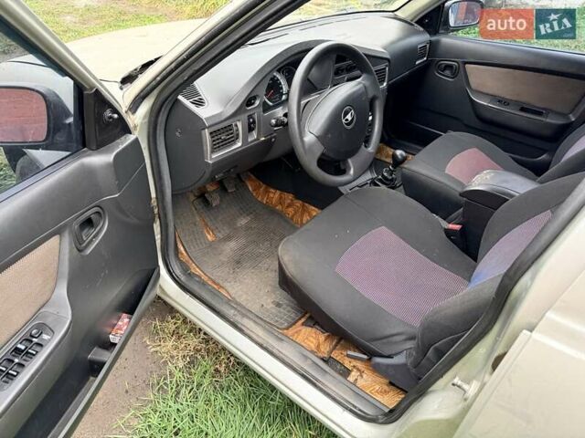 Серый Дэу Нексия, объемом двигателя 1.6 л и пробегом 90 тыс. км за 3000 $, фото 5 на Automoto.ua