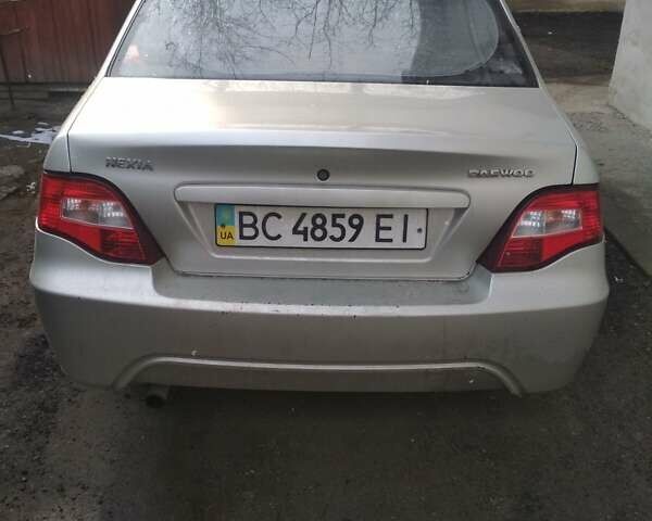 Серый Дэу Нексия, объемом двигателя 1.5 л и пробегом 165 тыс. км за 1600 $, фото 3 на Automoto.ua