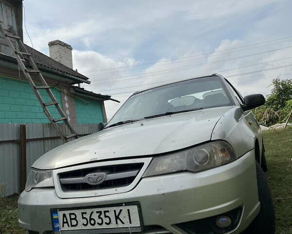Сірий Деу Нексія, об'ємом двигуна 1.5 л та пробігом 364 тис. км за 1500 $, фото 3 на Automoto.ua