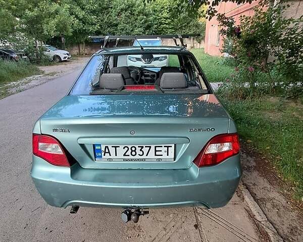 Серый Дэу Нексия, объемом двигателя 1.5 л и пробегом 122 тыс. км за 1600 $, фото 5 на Automoto.ua