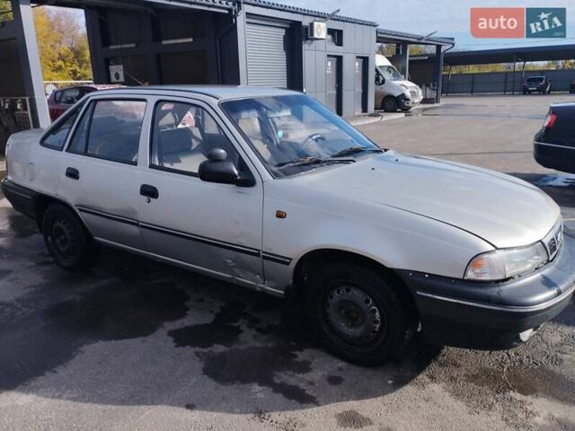 Деу Нексія 2008 у Кривому Розі на Automoto.ua Сірий Деу Нексія, об'ємом двигуна 1.5 л та пробігом 100 тис. км за 1187 $, фото 5 на Automoto.ua