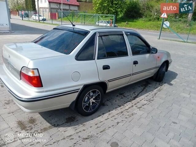 Серый Дэу Нексия, объемом двигателя 1.5 л и пробегом 160 тыс. км за 3000 $, фото 5 на Automoto.ua