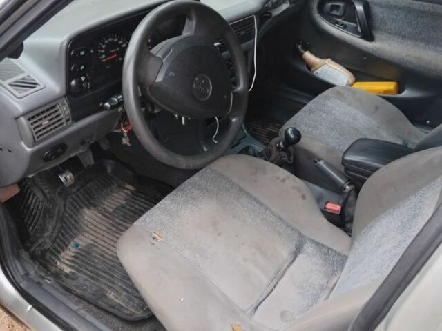 Серый Дэу Нексия, объемом двигателя 0 л и пробегом 400 тыс. км за 1400 $, фото 5 на Automoto.ua