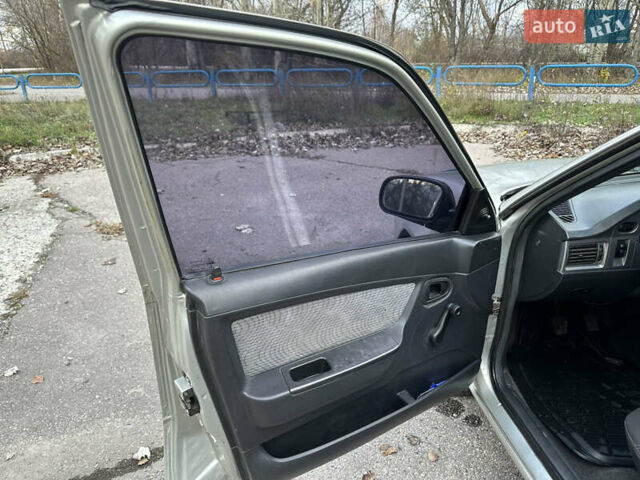 Серый Дэу Нексия, объемом двигателя 1.5 л и пробегом 199 тыс. км за 1900 $, фото 7 на Automoto.ua