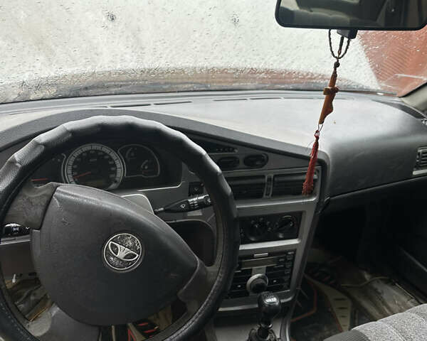 Сірий Деу Нексія, об'ємом двигуна 1.5 л та пробігом 400 тис. км за 500 $, фото 6 на Automoto.ua