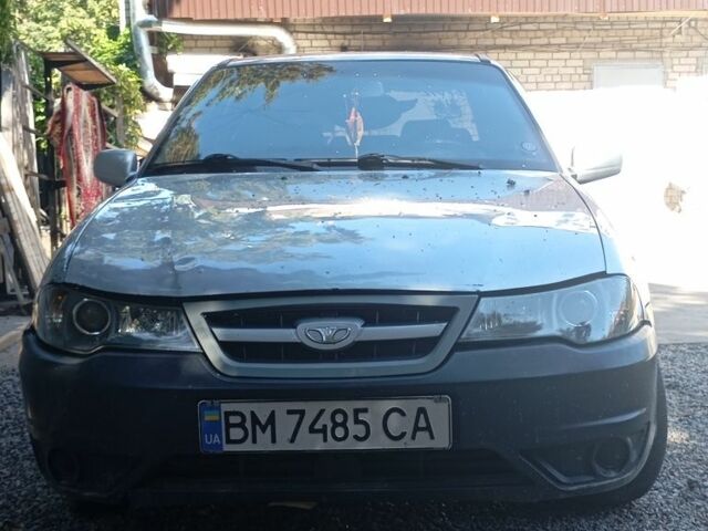 Серый Дэу Нексия, объемом двигателя 1.5 л и пробегом 310 тыс. км за 2500 $, фото 3 на Automoto.ua