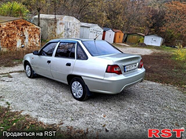 Серый Дэу Нексия, объемом двигателя 1.5 л и пробегом 117 тыс. км за 2400 $, фото 3 на Automoto.ua