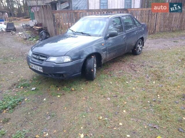 Серый Дэу Нексия, объемом двигателя 1.5 л и пробегом 300 тыс. км за 1200 $, фото 3 на Automoto.ua