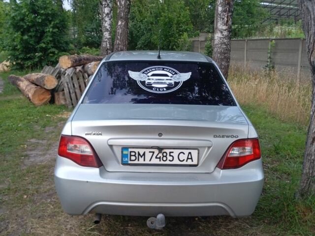Серый Дэу Нексия, объемом двигателя 1.5 л и пробегом 310 тыс. км за 2500 $, фото 4 на Automoto.ua