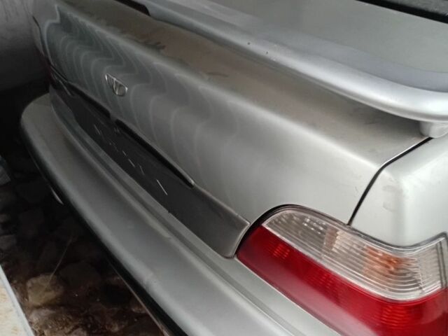 Серый Дэу Нексия, объемом двигателя 8 л и пробегом 400 тыс. км за 1800 $, фото 1 на Automoto.ua