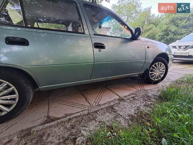 Серый Дэу Нексия, объемом двигателя 1.5 л и пробегом 122 тыс. км за 1600 $, фото 4 на Automoto.ua