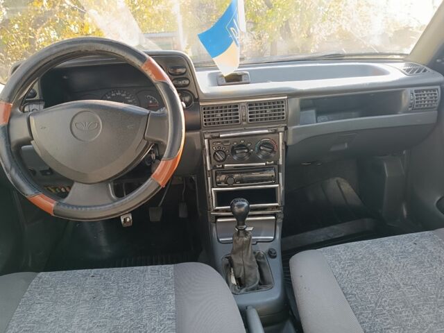 Дэу Нексия 2008 в Тараще на Automoto.ua Серый Дэу Нексия, объемом двигателя 1.5 л и пробегом 225 тыс. км за 750 $, фото 16 на Automoto.ua