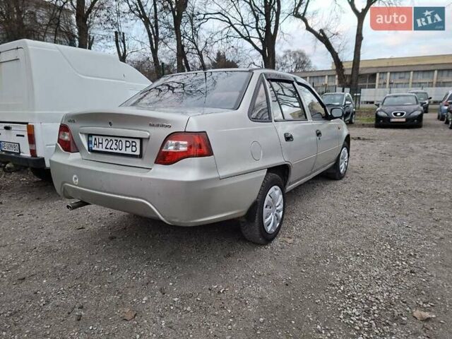 Серый Дэу Нексия, объемом двигателя 1.5 л и пробегом 238 тыс. км за 2100 $, фото 5 на Automoto.ua
