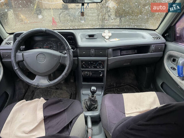 Сірий Деу Нексія, об'ємом двигуна 1.5 л та пробігом 228 тис. км за 1350 $, фото 7 на Automoto.ua