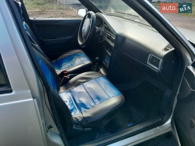 Серый Дэу Нексия, объемом двигателя 1.5 л и пробегом 300 тыс. км за 1750 $, фото 5 на Automoto.ua