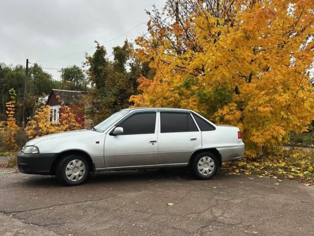 Серый Дэу Нексия, объемом двигателя 1.5 л и пробегом 310 тыс. км за 2500 $, фото 6 на Automoto.ua