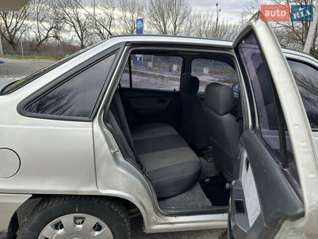 Серый Дэу Нексия, объемом двигателя 1.5 л и пробегом 199 тыс. км за 1900 $, фото 12 на Automoto.ua