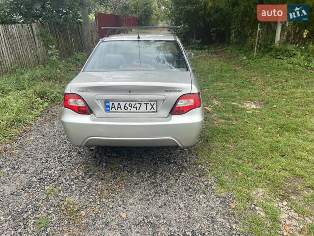 Серый Дэу Нексия, объемом двигателя 1.5 л и пробегом 200 тыс. км за 1800 $, фото 6 на Automoto.ua