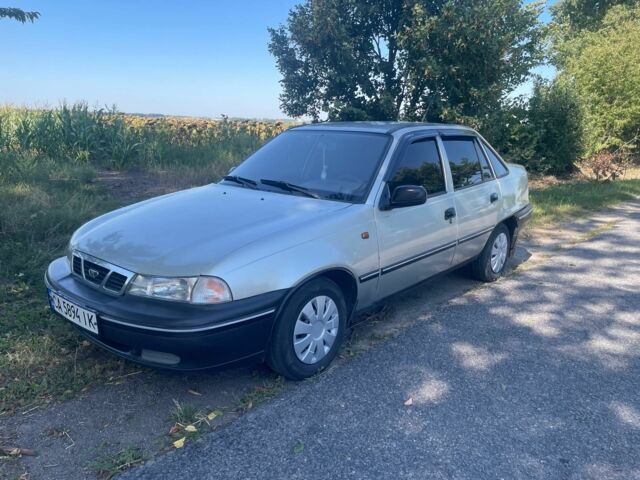 Серый Дэу Нексия, объемом двигателя 1.5 л и пробегом 180 тыс. км за 1850 $, фото 1 на Automoto.ua