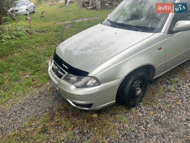 Серый Дэу Нексия, объемом двигателя 1.5 л и пробегом 200 тыс. км за 1800 $, фото 3 на Automoto.ua