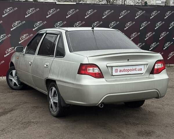 Сірий Деу Нексія, об'ємом двигуна 1.5 л та пробігом 141 тис. км за 2500 $, фото 7 на Automoto.ua