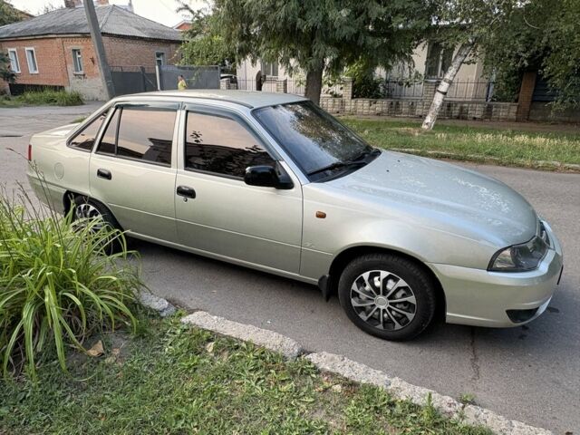 Дэу Нексия 2008 в Полтаве на Automoto.ua Серый Дэу Нексия, объемом двигателя 1.5 л и пробегом 84 тыс. км за 2800 $, фото 4 на Automoto.ua