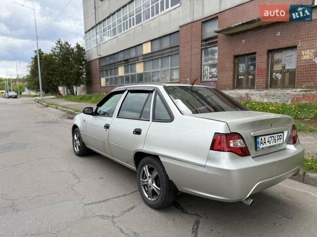 Серый Дэу Нексия, объемом двигателя 1.5 л и пробегом 147 тыс. км за 2700 $, фото 4 на Automoto.ua