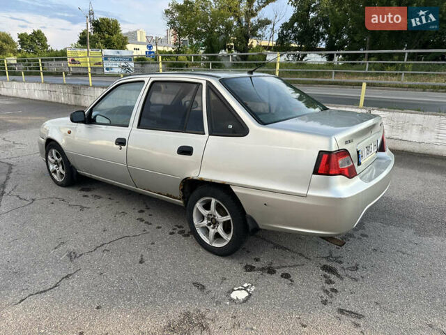 Сірий Деу Нексія, об'ємом двигуна 1.5 л та пробігом 300 тис. км за 1500 $, фото 5 на Automoto.ua