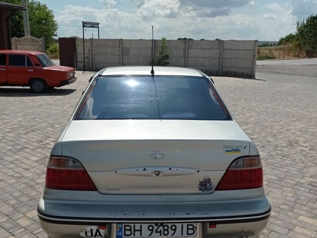 Серый Дэу Нексия, объемом двигателя 1.5 л и пробегом 300 тыс. км за 1200 $, фото 2 на Automoto.ua