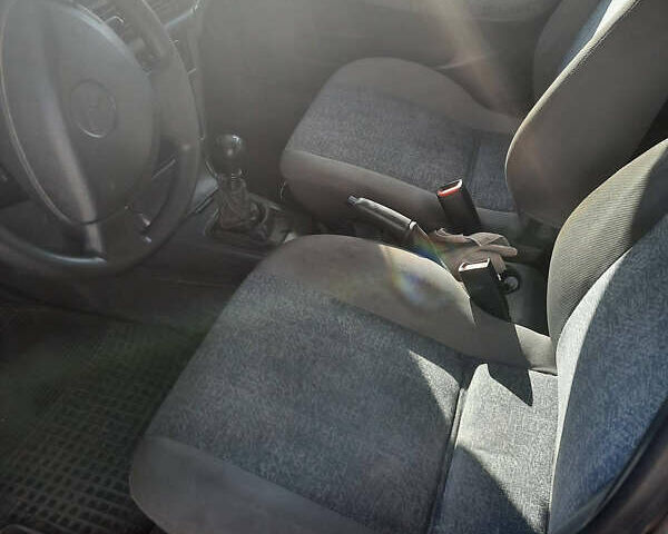 Сірий Деу Нексія, об'ємом двигуна 1.5 л та пробігом 170 тис. км за 1800 $, фото 5 на Automoto.ua