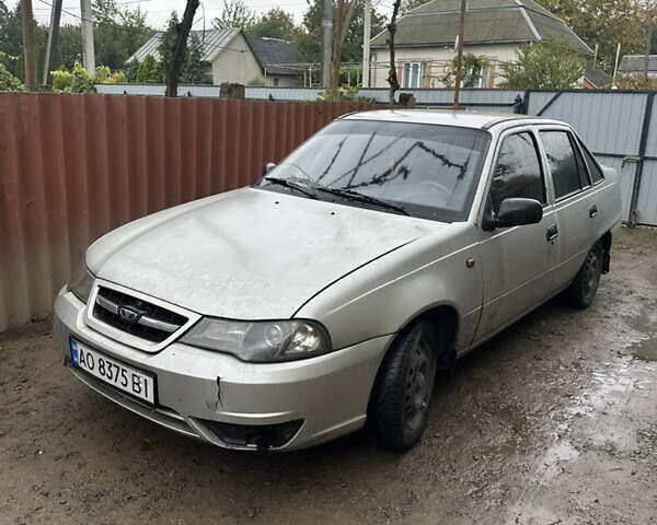 Сірий Деу Нексія, об'ємом двигуна 1.5 л та пробігом 400 тис. км за 500 $, фото 1 на Automoto.ua
