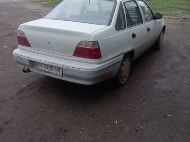 Серый Дэу Нексия, объемом двигателя 1.5 л и пробегом 150 тыс. км за 1200 $, фото 9 на Automoto.ua