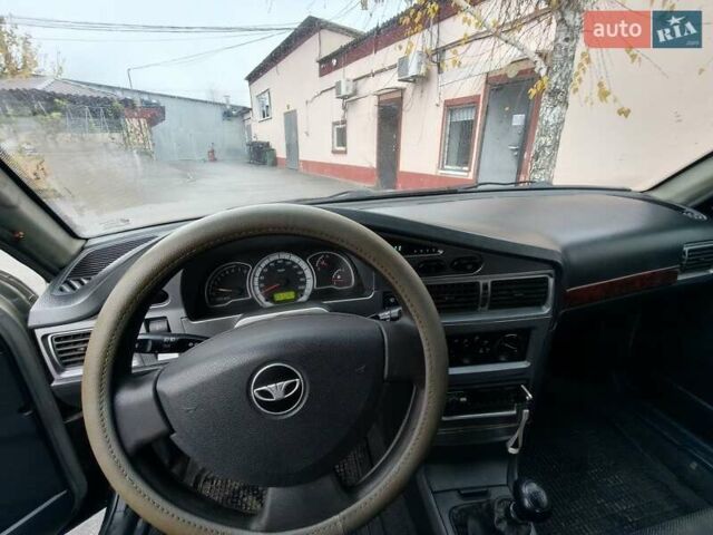 Серый Дэу Нексия, объемом двигателя 1.5 л и пробегом 254 тыс. км за 1200 $, фото 3 на Automoto.ua