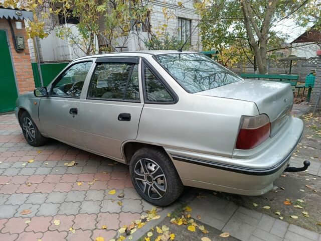 Дэу Нексия 2008 в Тараще на Automoto.ua Серый Дэу Нексия, объемом двигателя 1.5 л и пробегом 225 тыс. км за 750 $, фото 5 на Automoto.ua