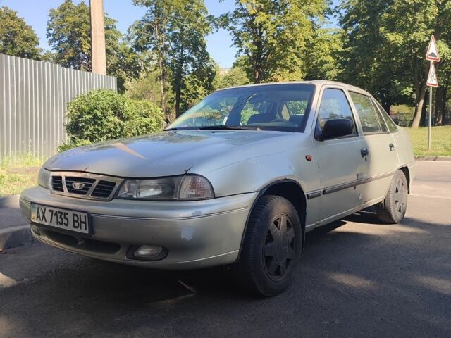 Серый Дэу Нексия, объемом двигателя 1.5 л и пробегом 271 тыс. км за 1300 $, фото 1 на Automoto.ua