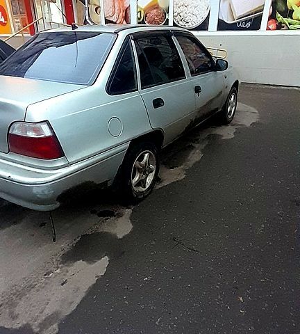 Сірий Деу Нексія, об'ємом двигуна 1.5 л та пробігом 199 тис. км за 1700 $, фото 4 на Automoto.ua