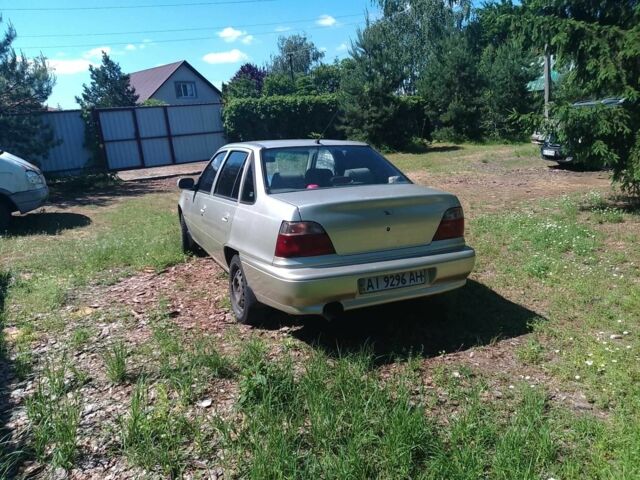 Сірий Деу Нексія, об'ємом двигуна 1.5 л та пробігом 171 тис. км за 2100 $, фото 1 на Automoto.ua