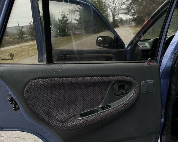 Серый Дэу Нексия, объемом двигателя 1.5 л и пробегом 172 тыс. км за 1400 $, фото 1 на Automoto.ua