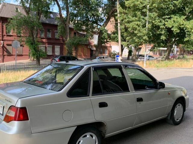 Сірий Деу Нексія, об'ємом двигуна 1.5 л та пробігом 240 тис. км за 2350 $, фото 6 на Automoto.ua