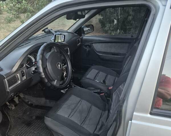 Сірий Деу Нексія, об'ємом двигуна 1.6 л та пробігом 237 тис. км за 2200 $, фото 9 на Automoto.ua