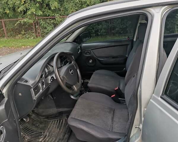 Деу Нексія 2008 у Дубно на Automoto.ua Сірий Деу Нексія, об'ємом двигуна 1.5 л та пробігом 188 тис. км за 1700 $, фото 6 на Automoto.ua