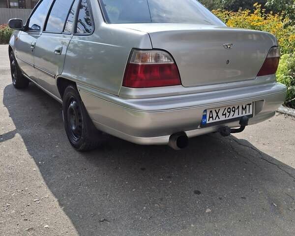 Серый Дэу Нексия, объемом двигателя 1.5 л и пробегом 202 тыс. км за 2500 $, фото 2 на Automoto.ua