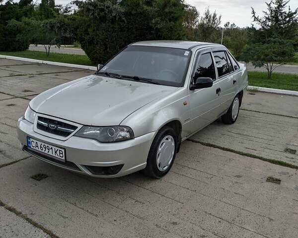 Сірий Деу Нексія, об'ємом двигуна 1.5 л та пробігом 82 тис. км за 3700 $, фото 6 на Automoto.ua