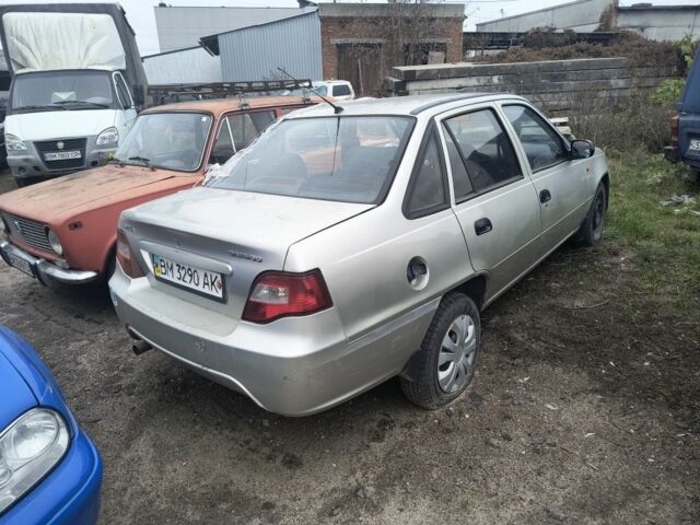 Сірий Деу Нексія, об'ємом двигуна 1.5 л та пробігом 350 тис. км за 1000 $, фото 5 на Automoto.ua