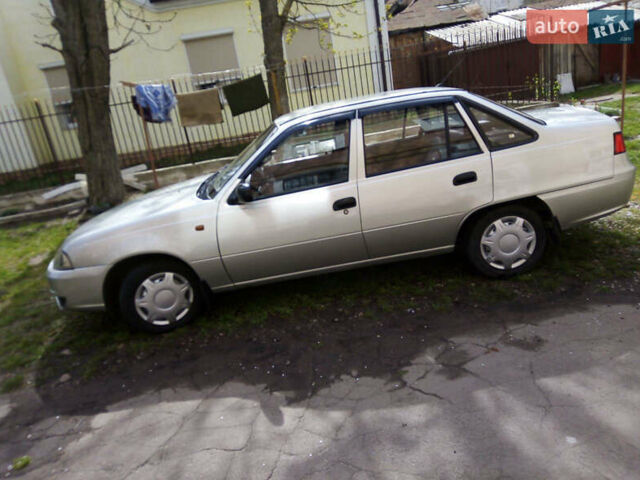 Сірий Деу Нексія, об'ємом двигуна 1.5 л та пробігом 186 тис. км за 2250 $, фото 4 на Automoto.ua